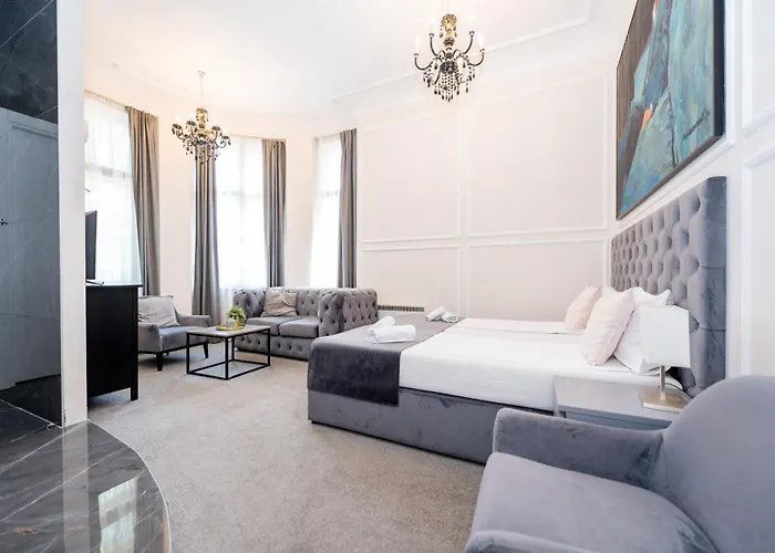 3 star hotels Kings Palace Suites