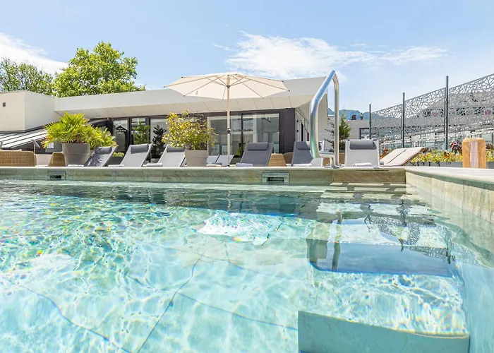 Golden Tulip Aix Les Bains - &Spa
