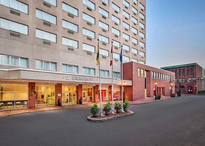 Luxury hotel only: Delta Hotels By Marriott Beausejour