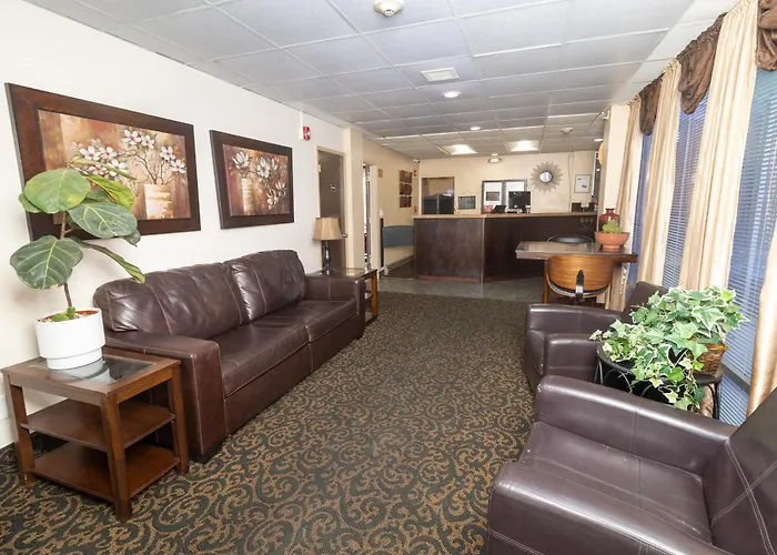 Hotel near College: Fairbridge Inn & Suites - Lewiston