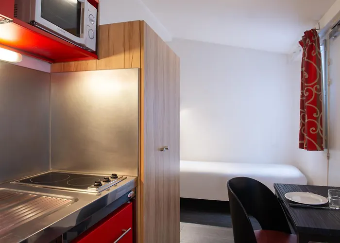 Apart hotel: Family Residence