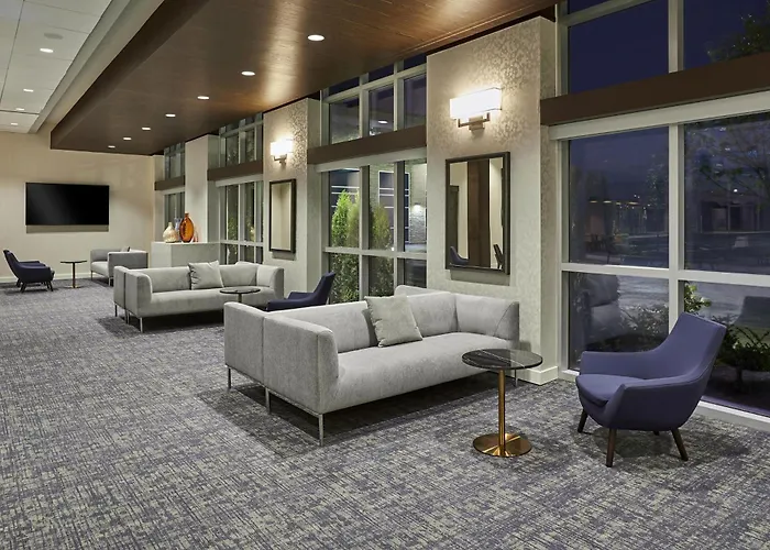 Family Hotel: Hyatt Place Toronto Mississauga And Luxe Convention Centre