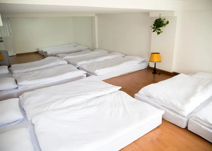 Cheap hotels Thanh Thanh