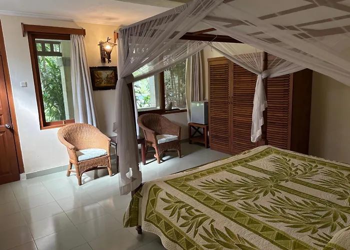 Raja Gardens Hotel