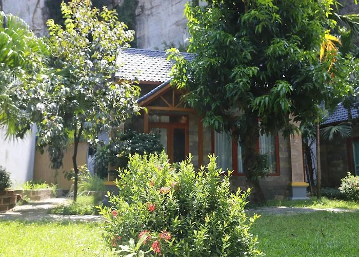 Pet Friendly hotel: Trang An River View Homestay