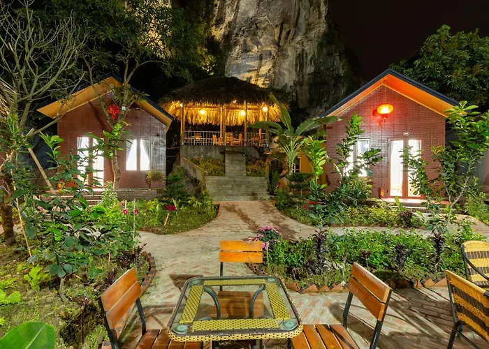 Pet Friendly hotel: Trang An River View Homestay