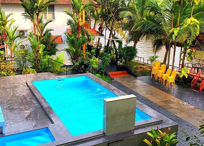 The Lake Paradise Boutique Resort