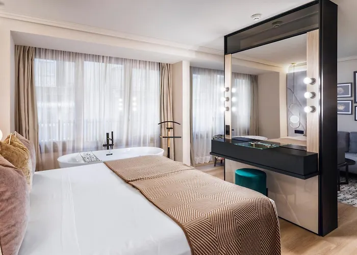Hotel boutique: Nivia Born Boutique Hotel