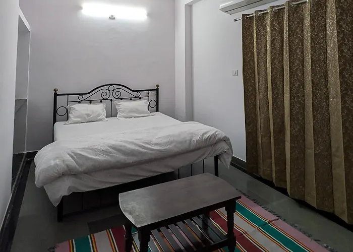 Guest house: Nandini Paying Guest House