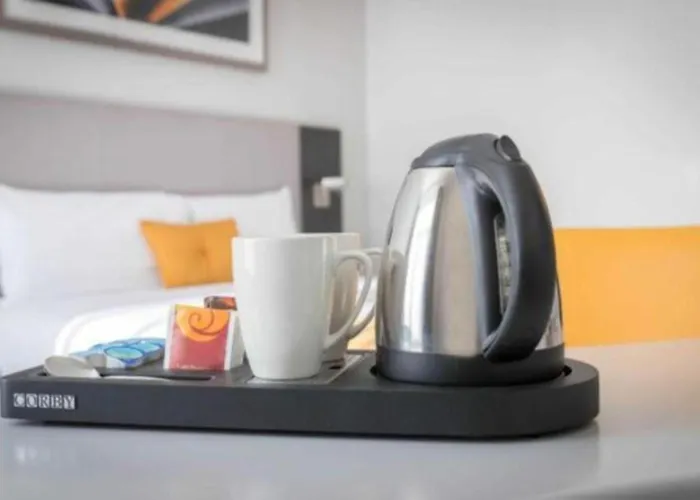 Airport Hotel: Maldron Hotel Shoreditch London