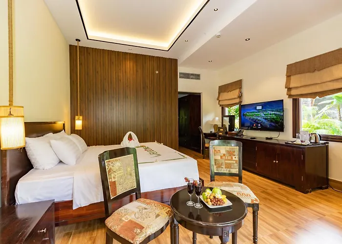Diamond Bay Resort & Spa