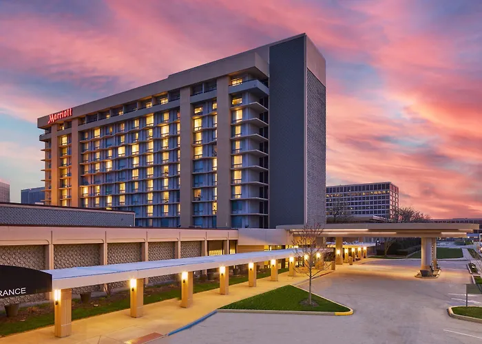 Pet Friendly hotel: Marriott Chicago O'Hare