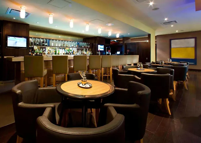 Luxury hotel only: Delta Hotels By Marriott Beausejour