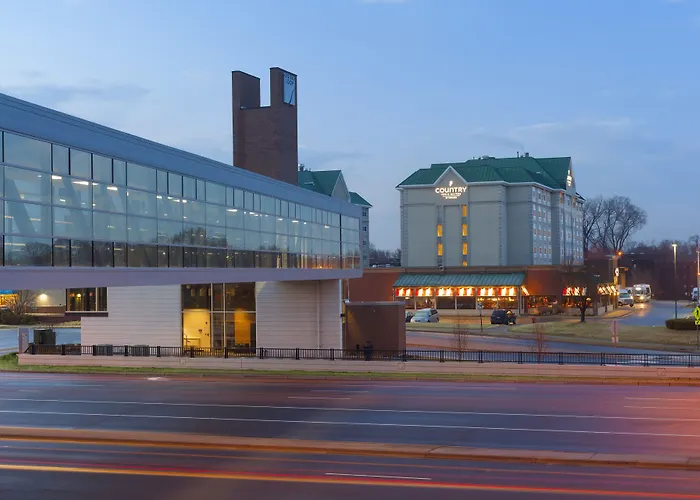 Jacuzzi hotel: Country Inn & Suites By Radisson, Bloomington At Mall Of America, Mn