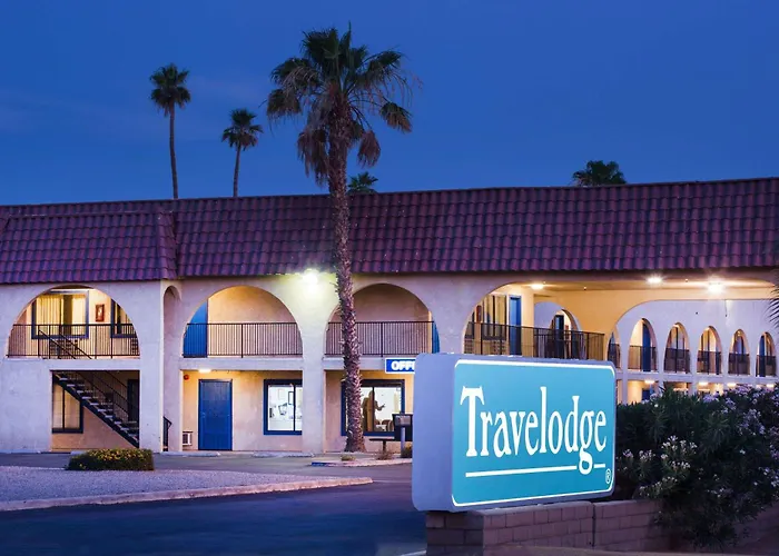 Motel: Travelodge By Wyndham Indio