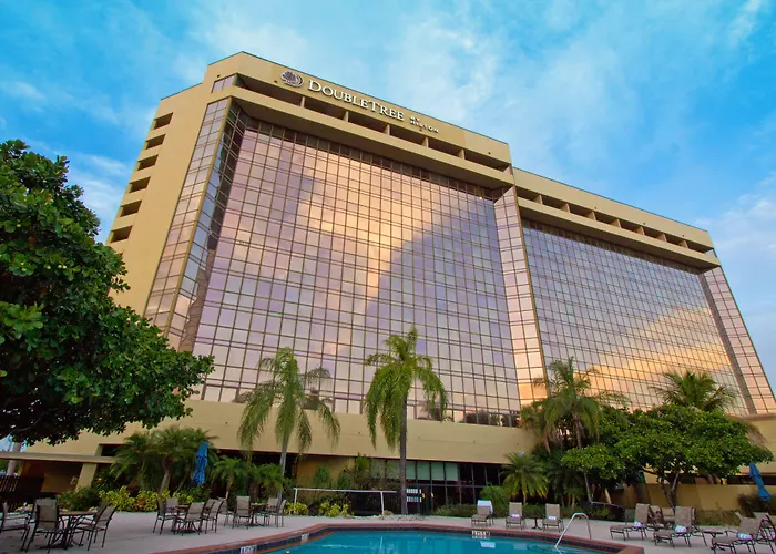 3 star hotel: Doubletree By Hilton Hotel Miami Airport & Convention Center