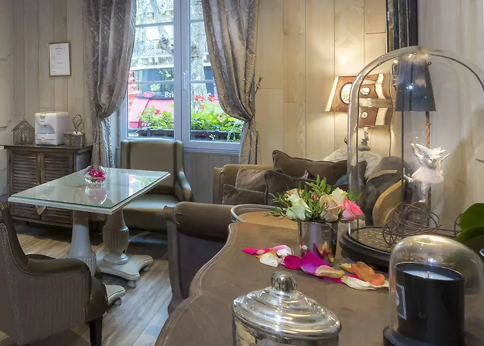 Sin servicio: Hotel Cluny Square