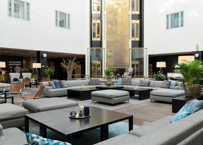 Beach hotel: Elite Hotel Marina Plaza