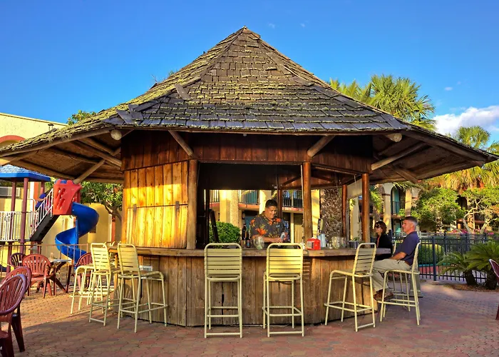 Maingate Lakeside Resort