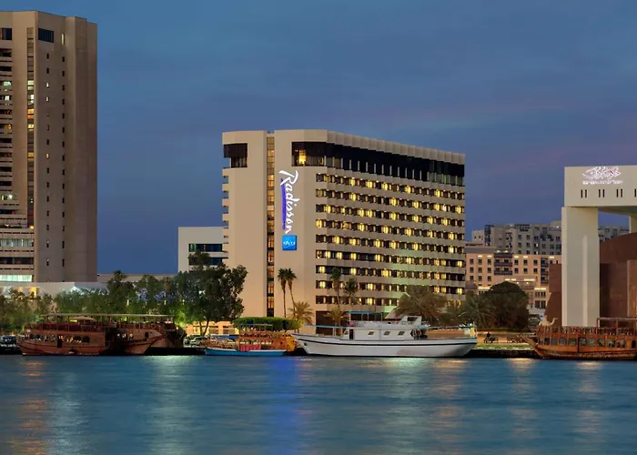 Radisson Blu , Dubai Deira Creek