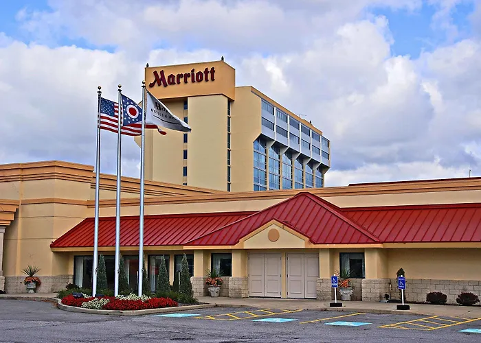 Cheap hotel: Wyndham Cleveland Airport