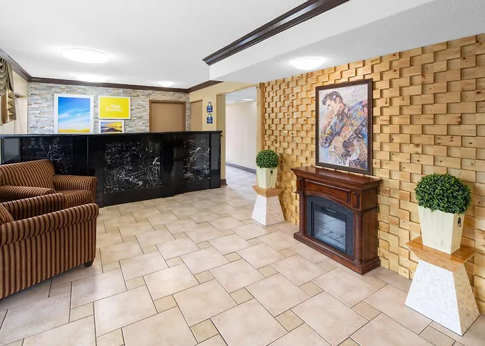 Motel: Days Inn By Wyndham Tupelo