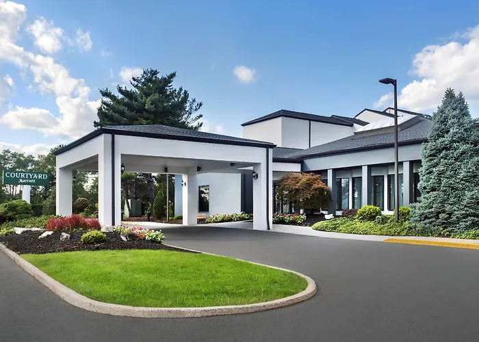 Pets Allowed Hotel Courtyard Newark Liberty International Airport