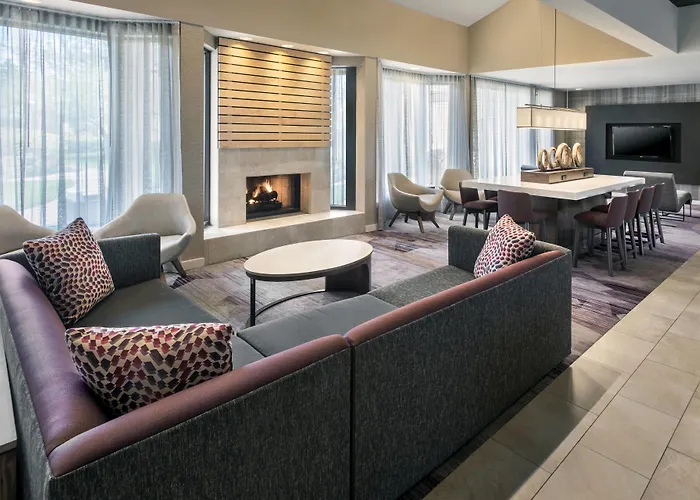 Pets Allowed Hotel Courtyard Newark Liberty International Airport