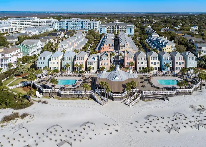 Beach hotel: Wild Dunes Resort - Sweetgrass Inn And Boardwalk Inn