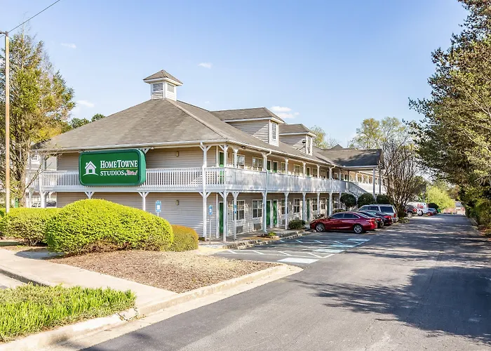 Motel: Hometowne Studios By Red Roof Atlanta Ne - Norcross South