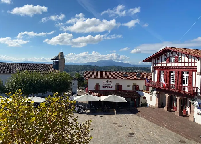 Hôtel accueillant les animaux: Hotel du Fronton