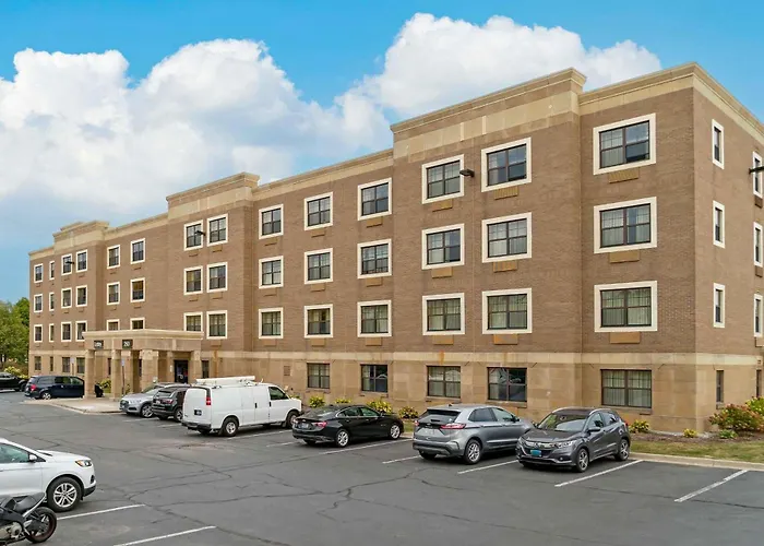 Cheap hotel: Extended Stay America Suites - Detroit - Dearborn