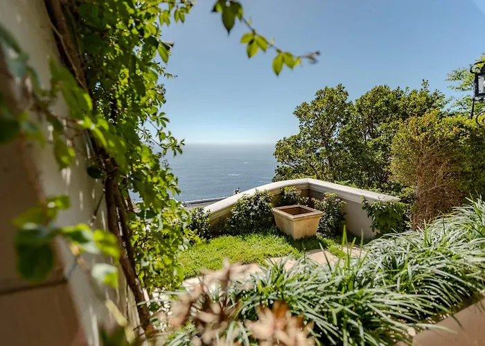 Hotel with Tennis: 21 Nettleton Boutique Hotel & Luxury Residence