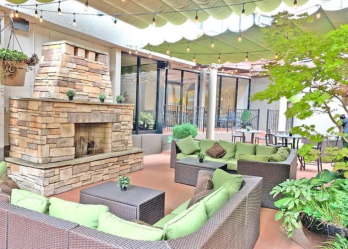Romantic hotels Crowne Plaza Portland-Downtown Convention Center By Ihg