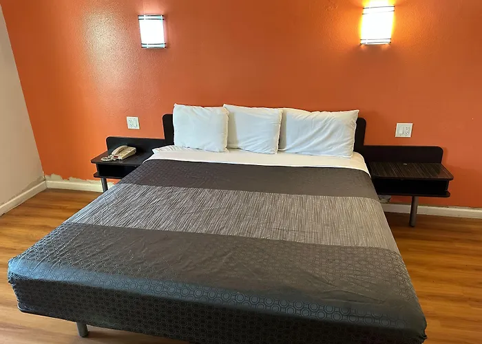 Motel 6-Anaheim, Ca - Buena Park