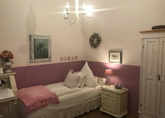 Hotel near College: Hotel Am Volksgarten