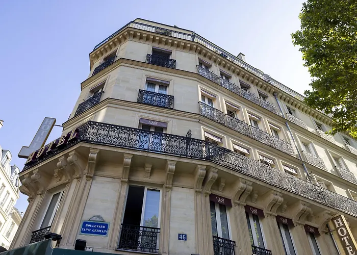 Hotels with a view Abbatial Saint Germain
