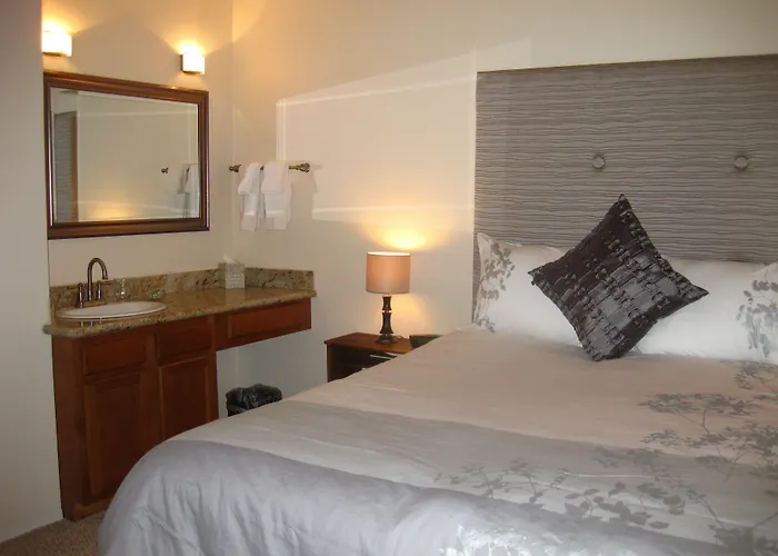 El Cuervo Abq Guest Rooms