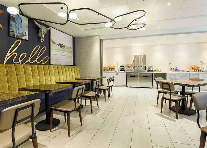Doubletree By Hilton Austin-University Area