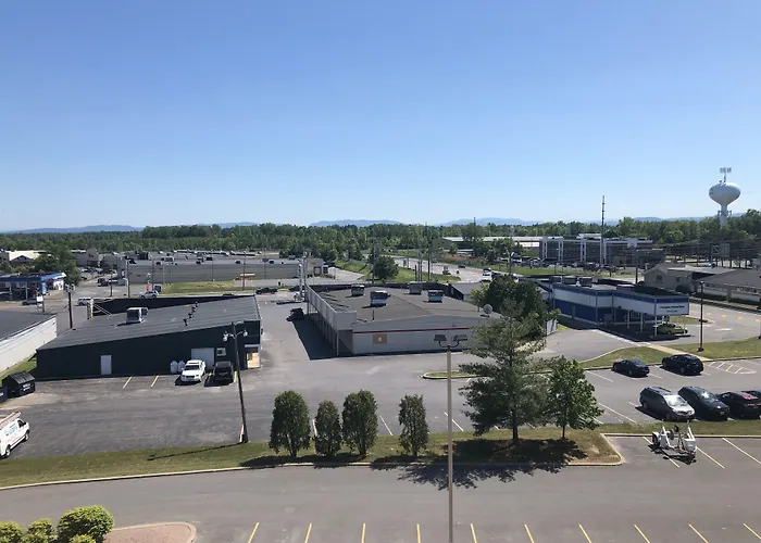 La Quinta By Wyndham Plattsburgh
