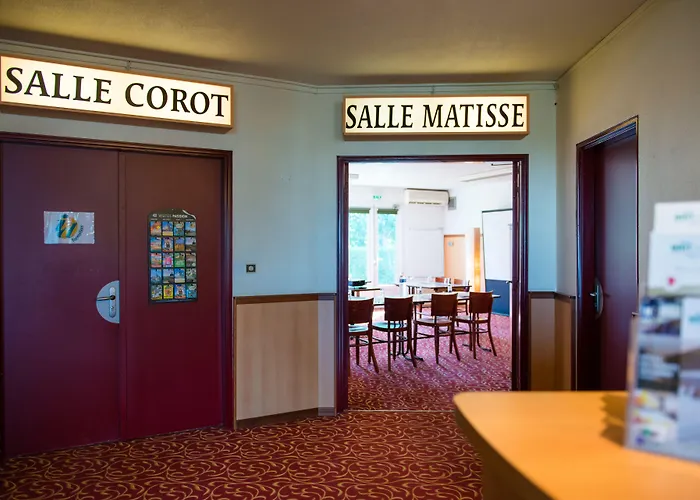 Brit Hotel Blois - Le Préma