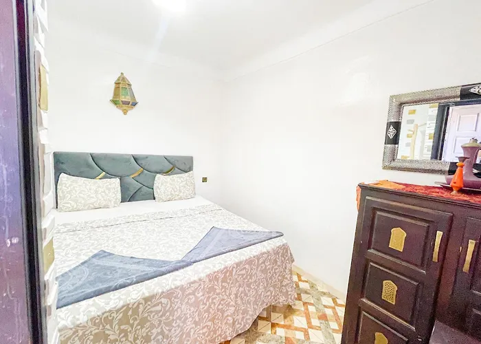 Hotel pres du College: Sun Hostel