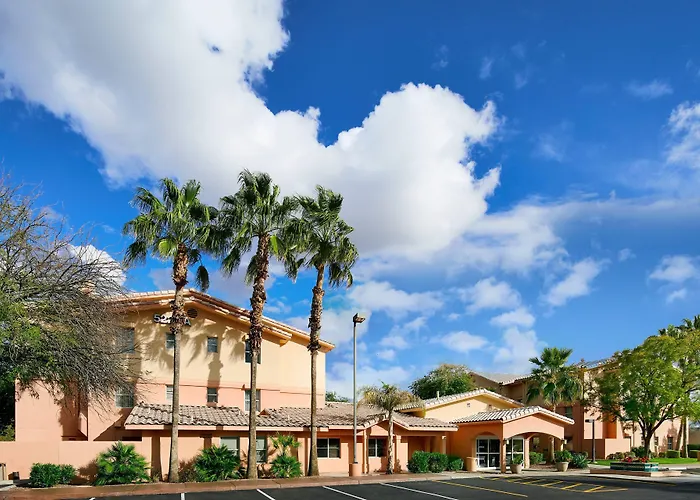 Pet Friendly hotel: Towneplace Suites Tempe At Arizona Mills Mall