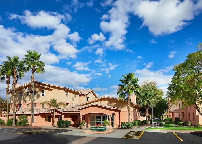 Pet Friendly hotel: Towneplace Suites Tempe At Arizona Mills Mall