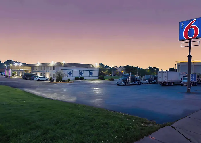 Motel 6-Springfield, Oh