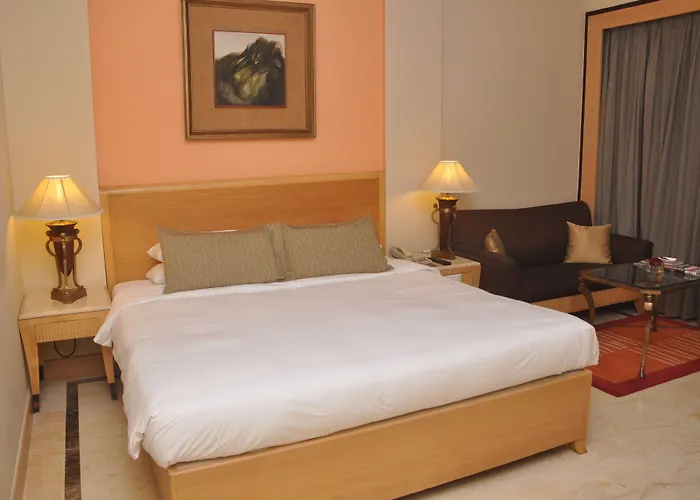 The Hans, New Delhi