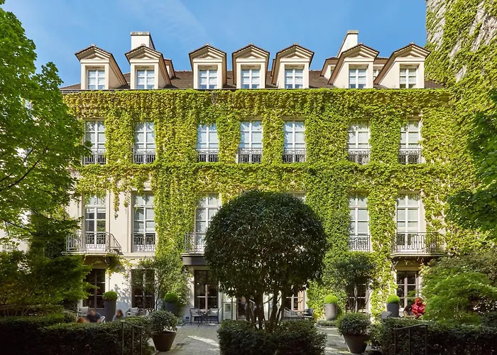 Hôtel accueillant les animaux: Hôtel Le Pavillon de la Reine