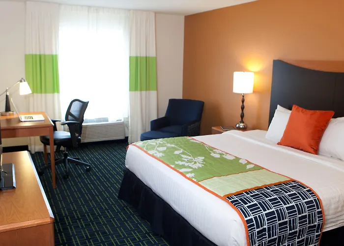 Fairfield Inn & Suites By Marriott East Galleria