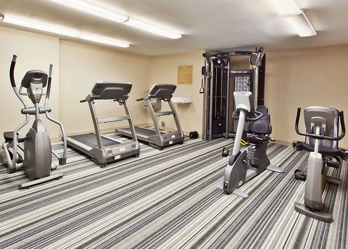 Cheap hotel: Sonesta Simply Suites Oklahoma City Airport