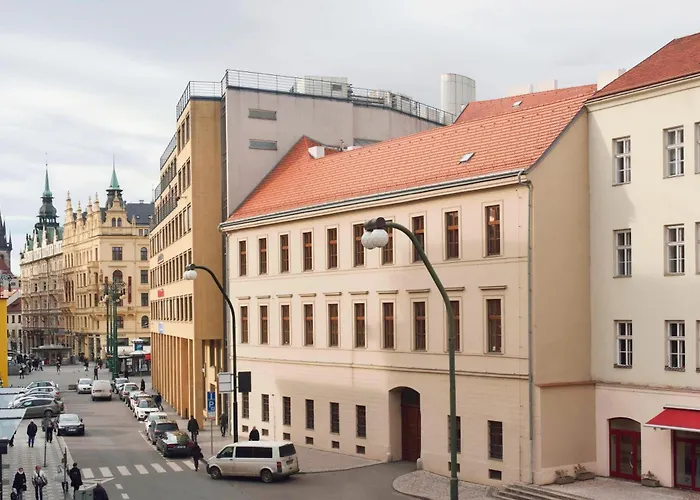 Hotel boutique Apenas: Prague Marriott Hotel